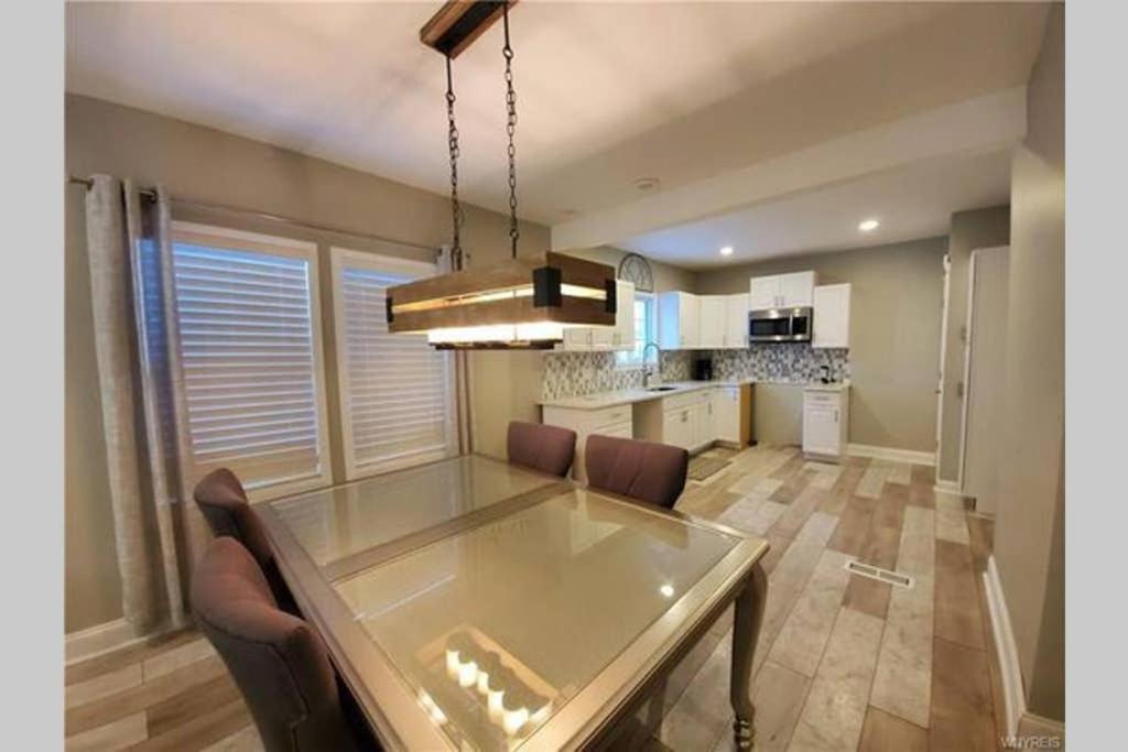 Luxury Private Home In The Heart Of 나이아가라폴스 외부 사진